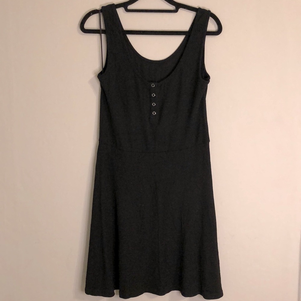 Black Sleeveless Skater Dress